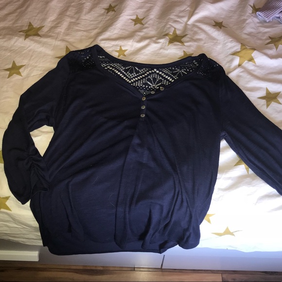 Quarter length sleeve Top - Picture 1 of 2